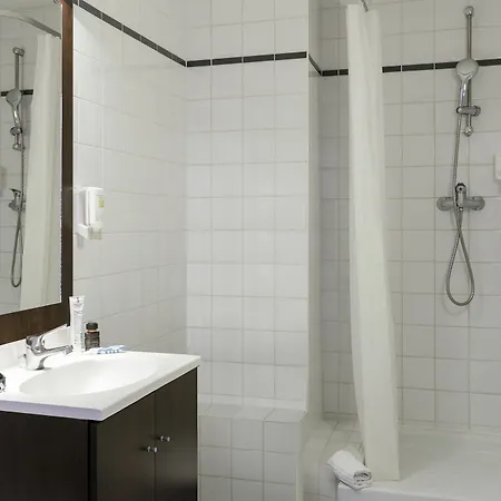 Adagio Access Vauban 3*