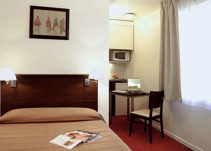 Adagio Access Vauban 3*