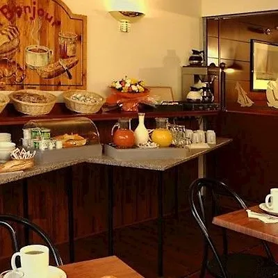 Adagio Access Vauban Apartahotel 3*