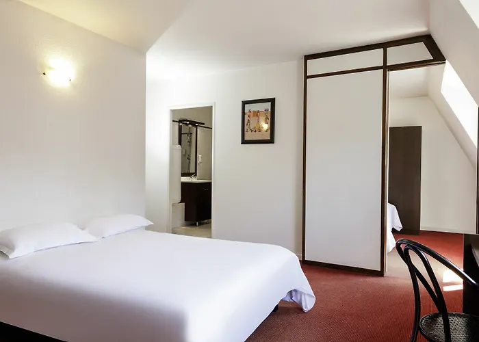 Adagio Access Vauban 3* Lila